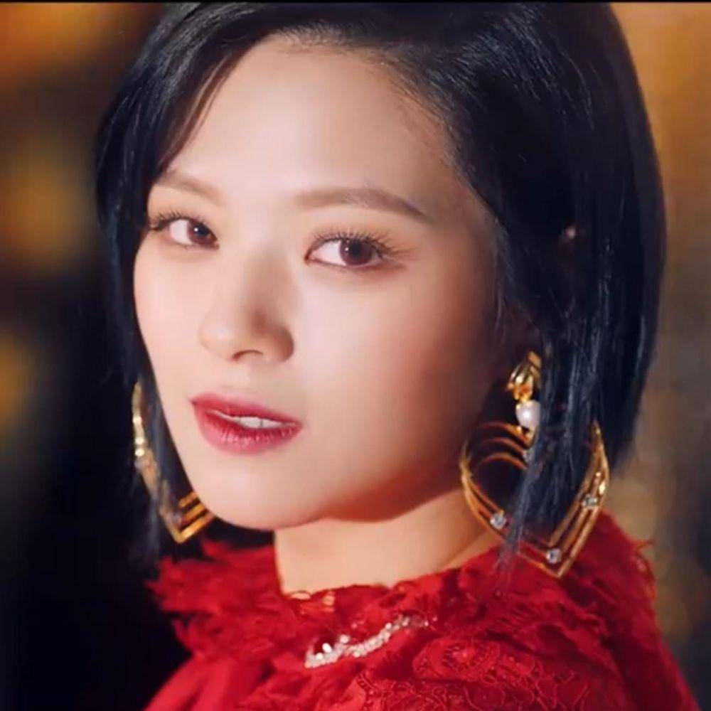 Instagram.com/jeongyeon