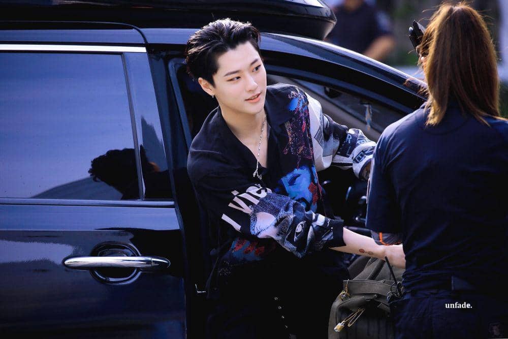 Dikenal Fashionable, 10 Outfit Terbaik Cho Seungyoun X1 di Tahun 2019