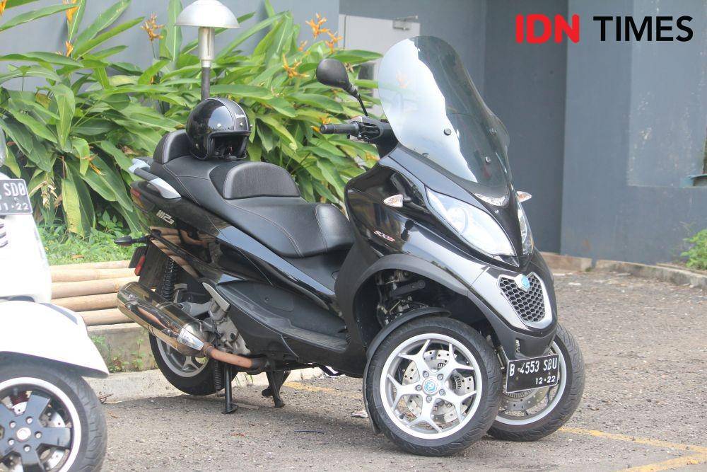 Ilustrasi Piaggio MP3 500 HPE Sport Advance (IDN Times/Yohanes Nugroho)