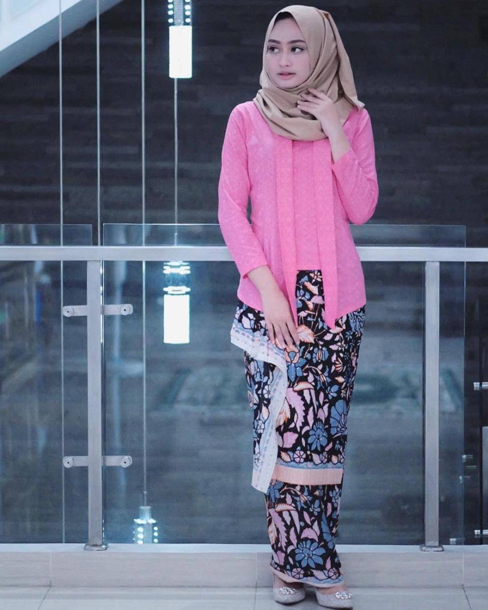 .instagram.com/shellaalaztha