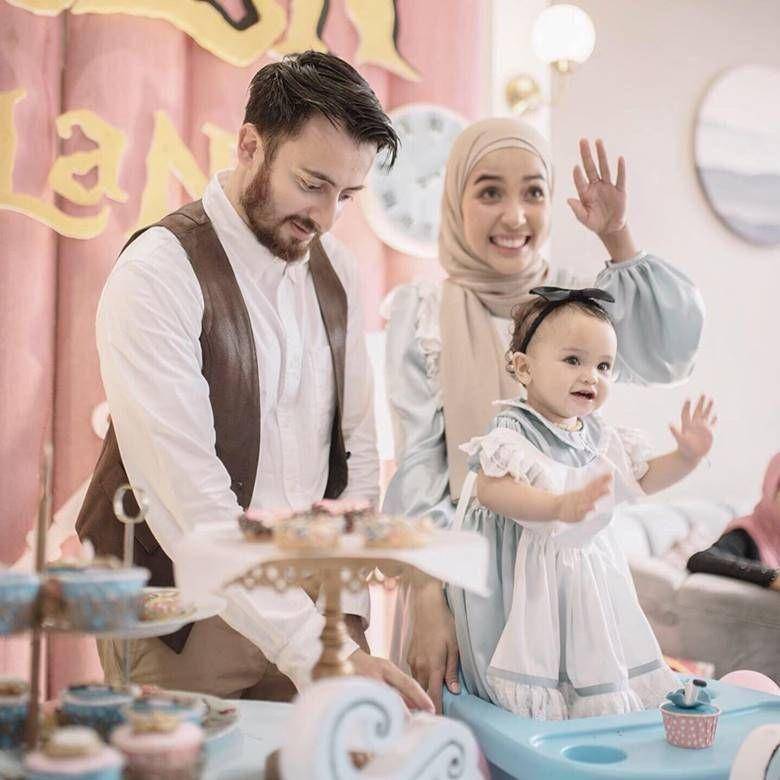 https://www.instagram.com/hamidahrachmayanti/