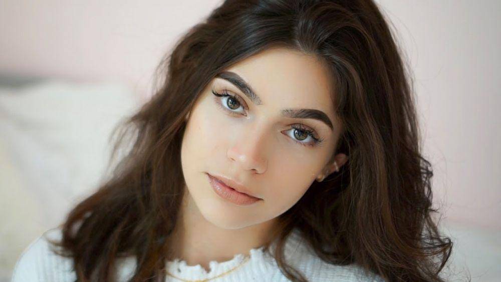 youtube.com/Elesa Anthony