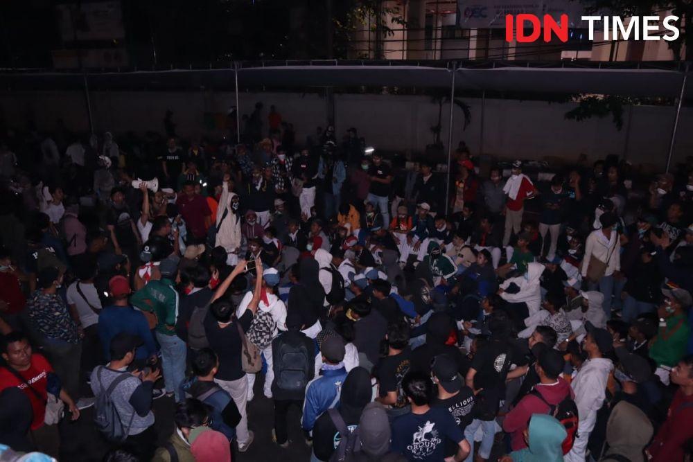 Tembak Gas Air Mata ke Atma Jaya Kemarin, Polda Metro: Mungkin Refleks