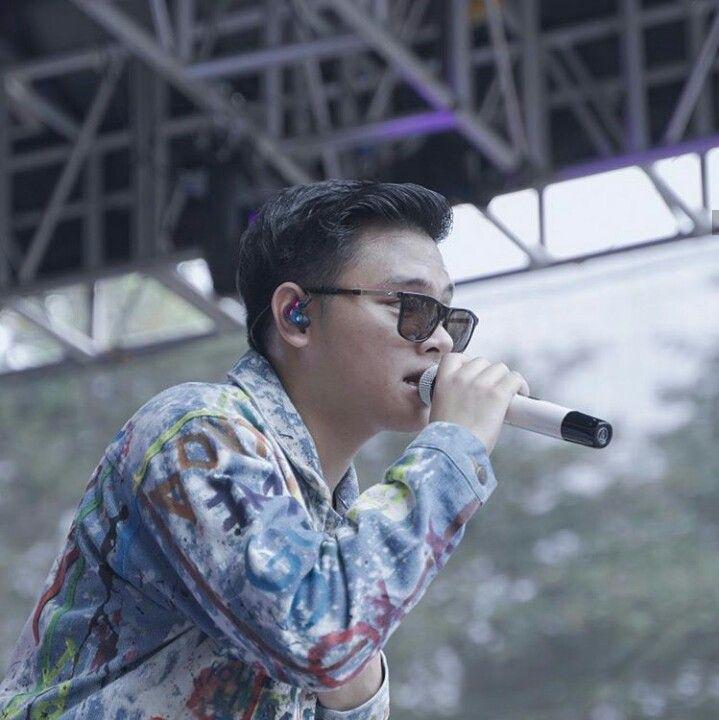 9 Potret Aldy Maldini eks CJR yang Rilis Single "Sejati Hati"