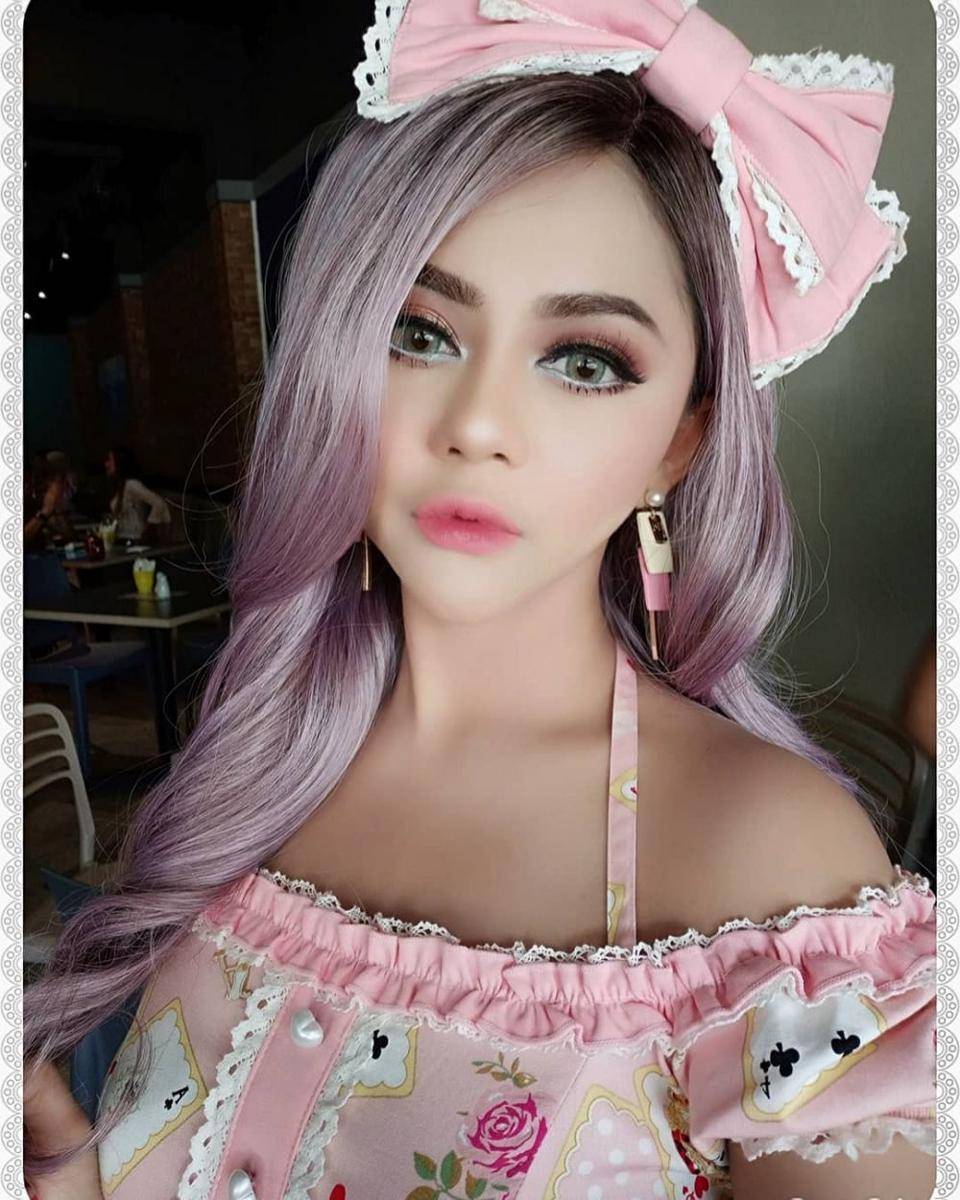 instagram.com/jenitajanet