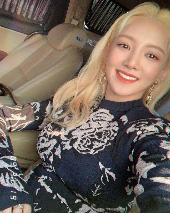Instagram.com/hyoyeon_x_x