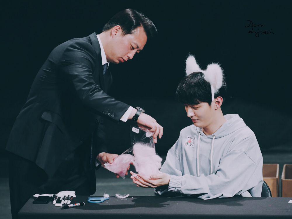 Paling Sibuk, 11 Potret Dear Ahjussi Kawal Para Eks Member Wanna One