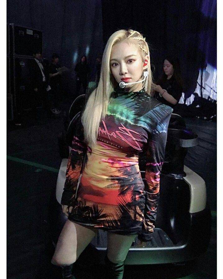 Instagram.com/hyoyeon_x_x