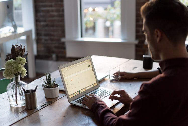 unsplash.com/ Bench Accounting