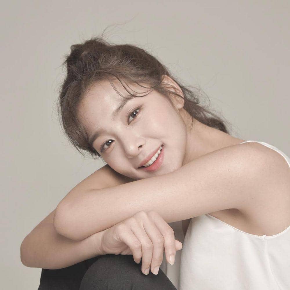 instagram.com/_seorina