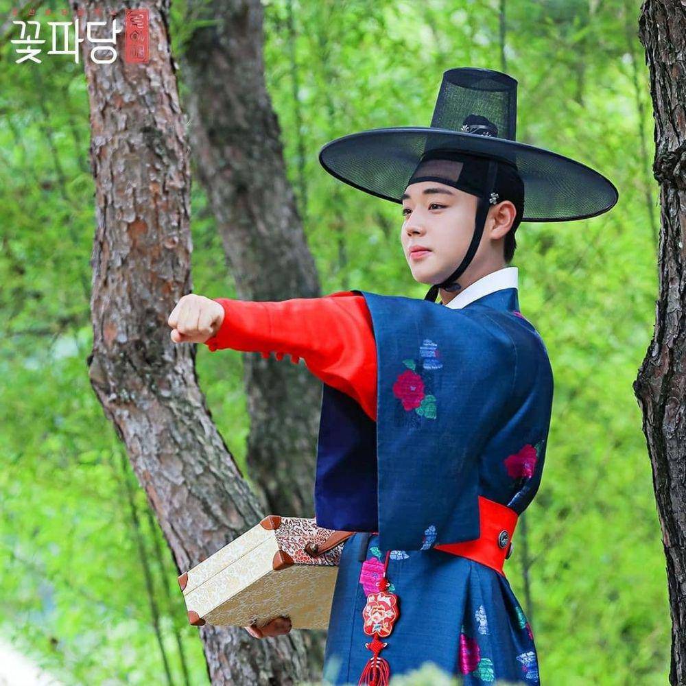 instagram.com/maystar_jh