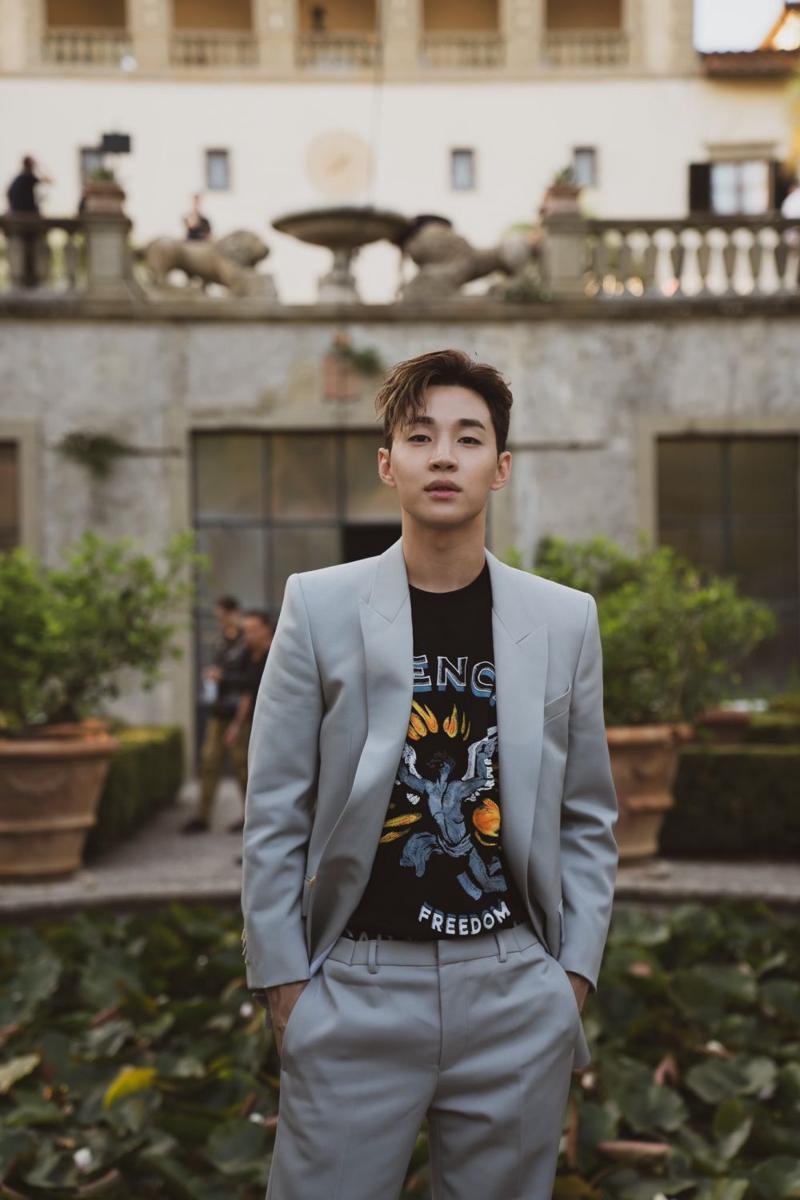 twitter.com/henrylau89