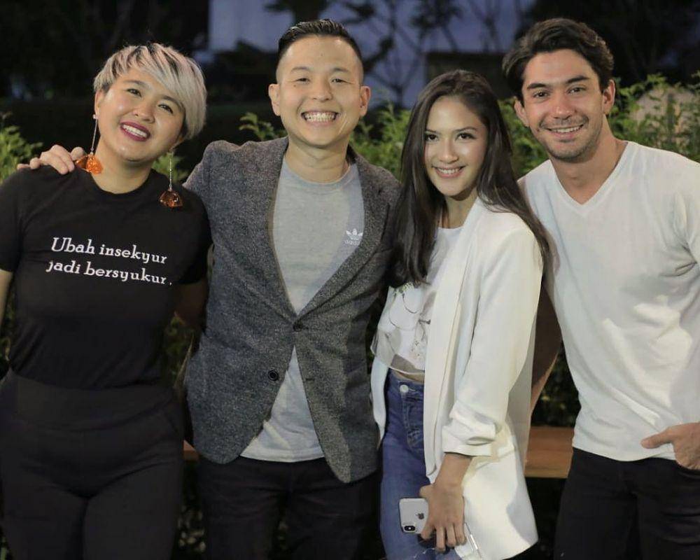Instagram.com/@ernestprakasa