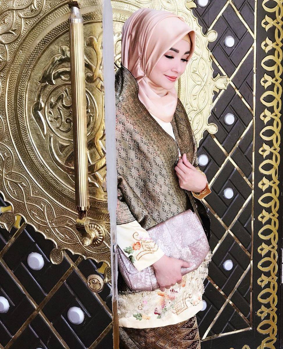 instagram.com/sorayalarasat1
