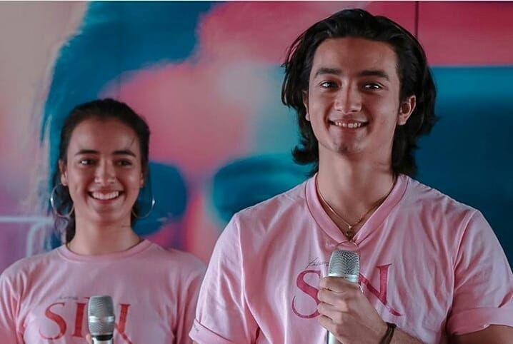 Bikin Baper Maksimal, 5 Film Ini Diadaptasi dari Wattpad Lho!