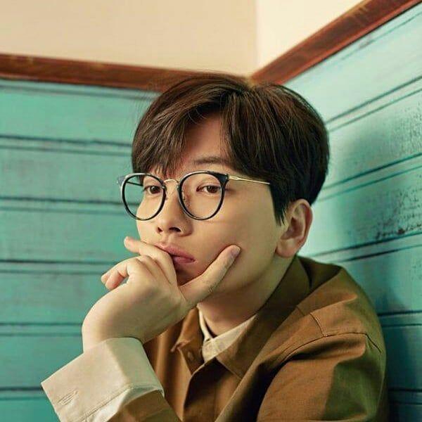 10 Potret Lee Dong Hwi, Manajer Lucu di KDrama Pegasus Market