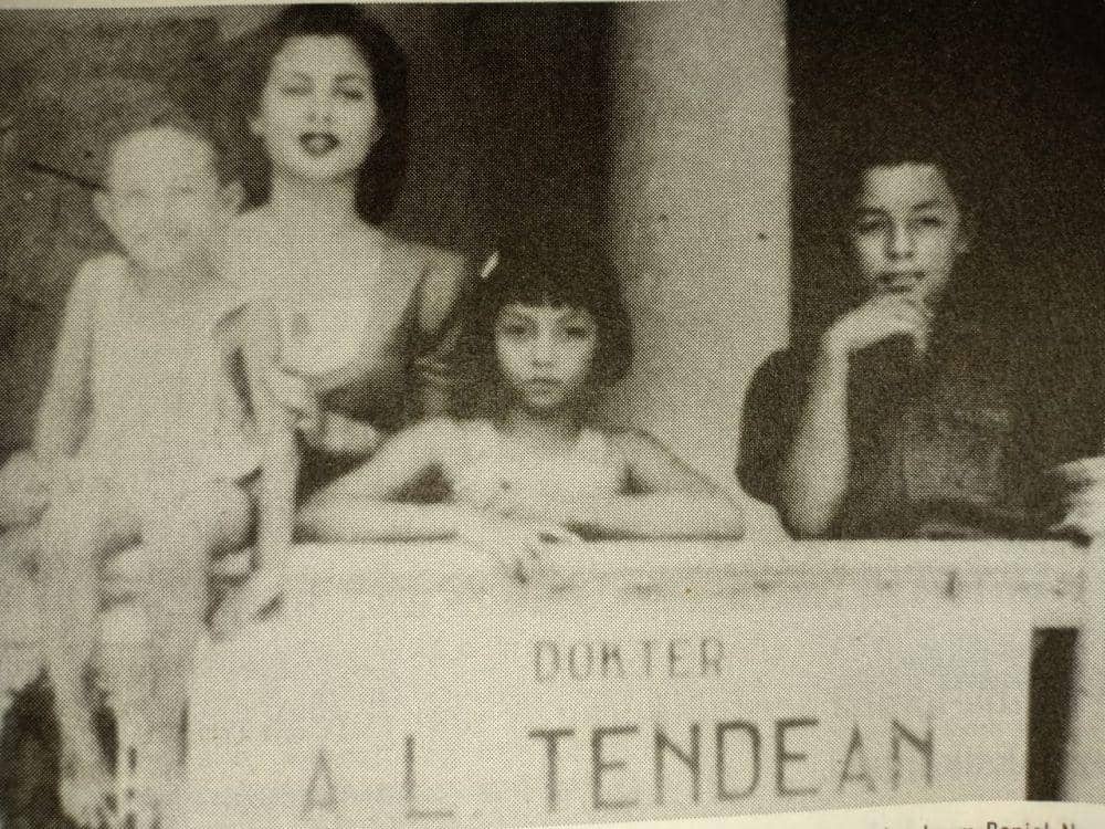 Foto repro buku Sang Patriot: Kisah Seorang Pahlawan Revolusi - Biografi Resmi Pierre Tendean) IDN Times/Anabel Yevina Mulyadi Wahyu