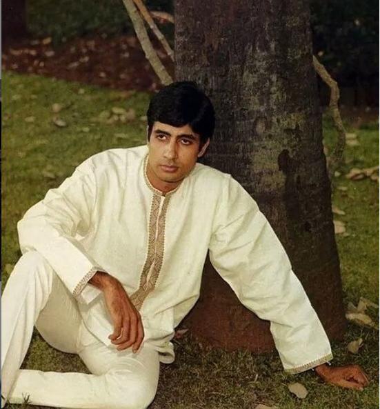 instagram.com/amitabhbachchan