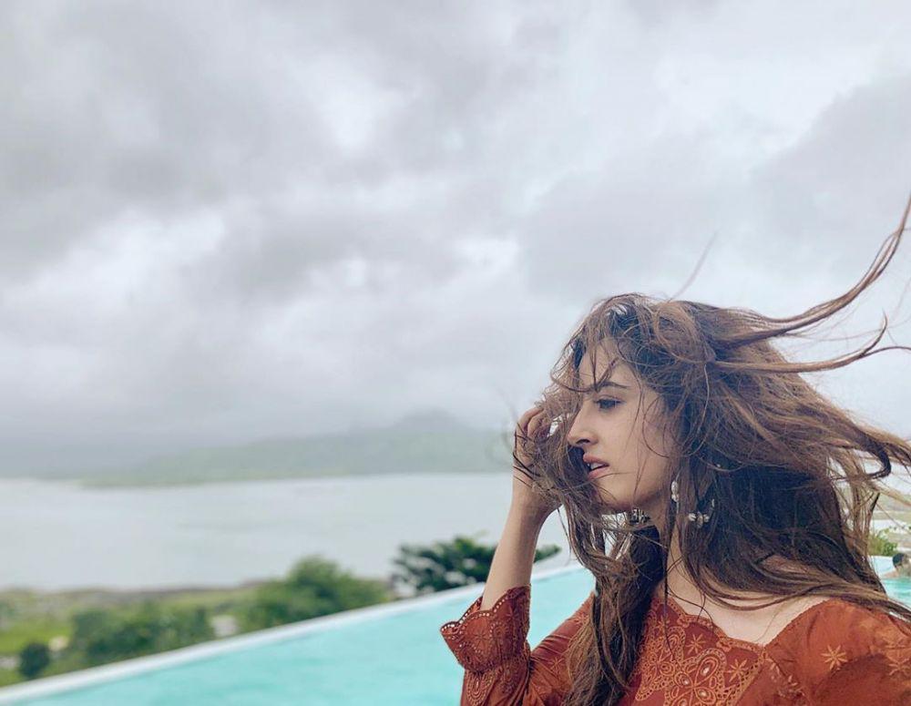 Instagram.com/nupursanon
