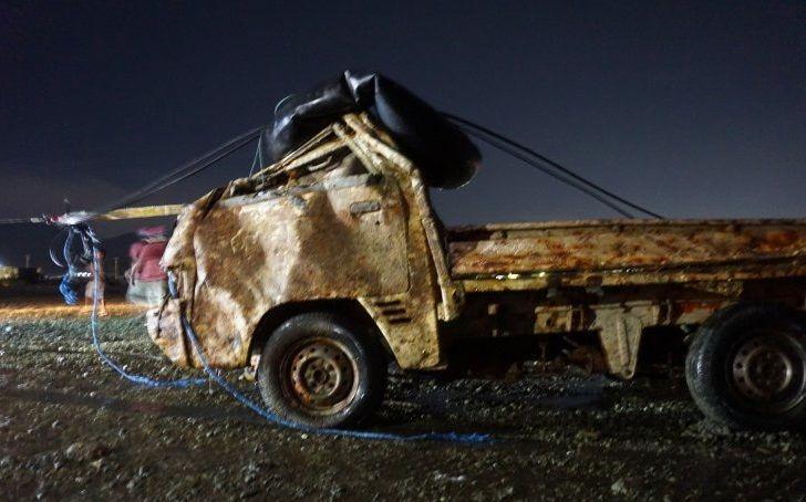 [FOTO] Mobil Pikap Berhasil Dievakuasi  Setahun Pasca-Tsunami Palu