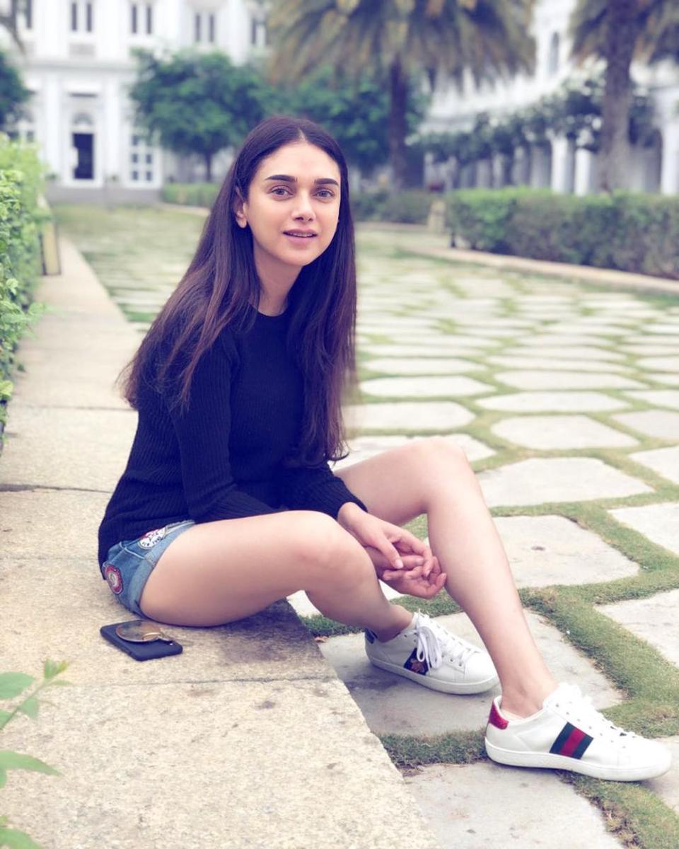 Instagram.com/aditiraohydari