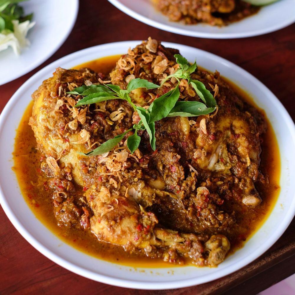 Resep Ayam Bumbu Rujak yang Enak untuk Menu Sehari-hari