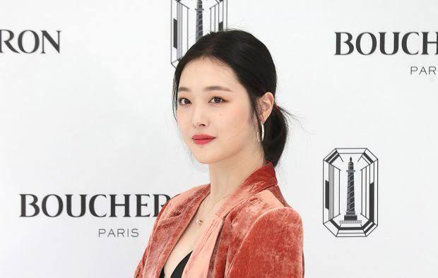 10 Postingan Terakhir Sulli eks f(x) Sebelum Meninggal Dunia