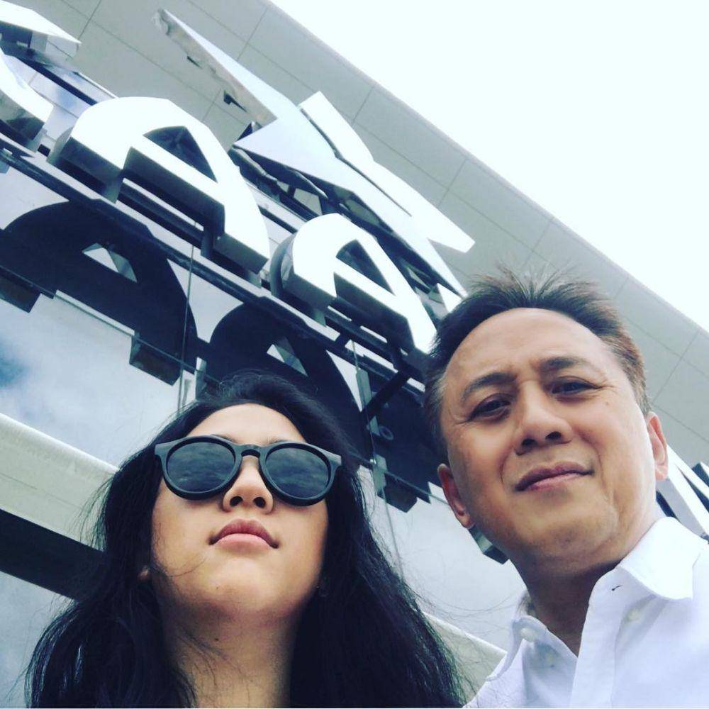 Instagram.com/triawanmunaf