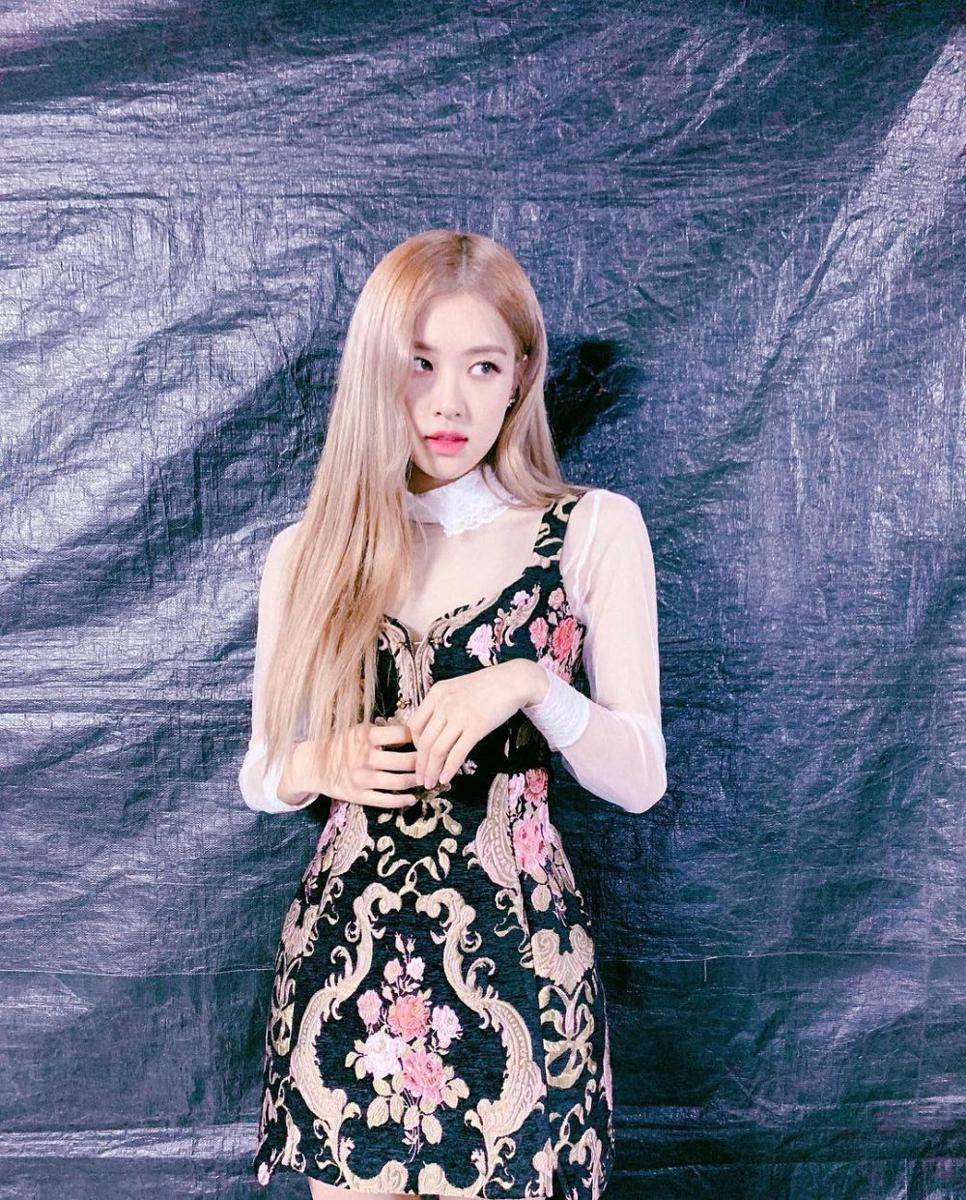 Instagram/rose_are_rosie
