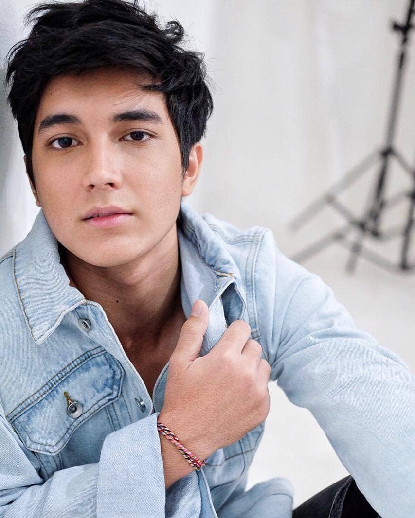 Instagram.com/juniorrobertss