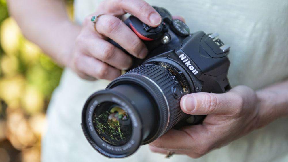 ilustrasi pengaturan kamera DSLR (techradar.com)
