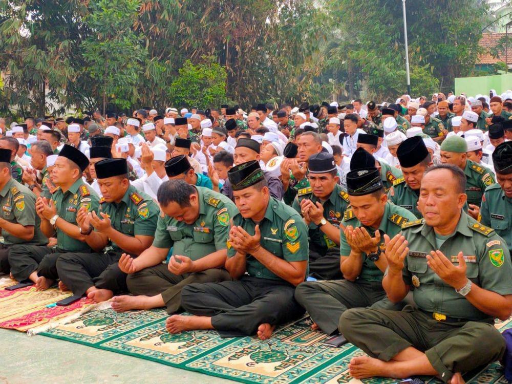 IDN/Istimewa