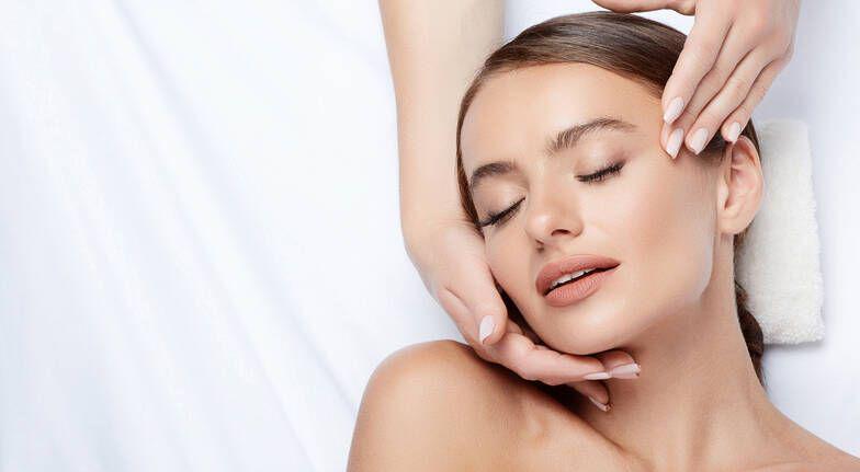 5 Cara Merawat Wajah dengan Sentuhan Minyak Zaitun