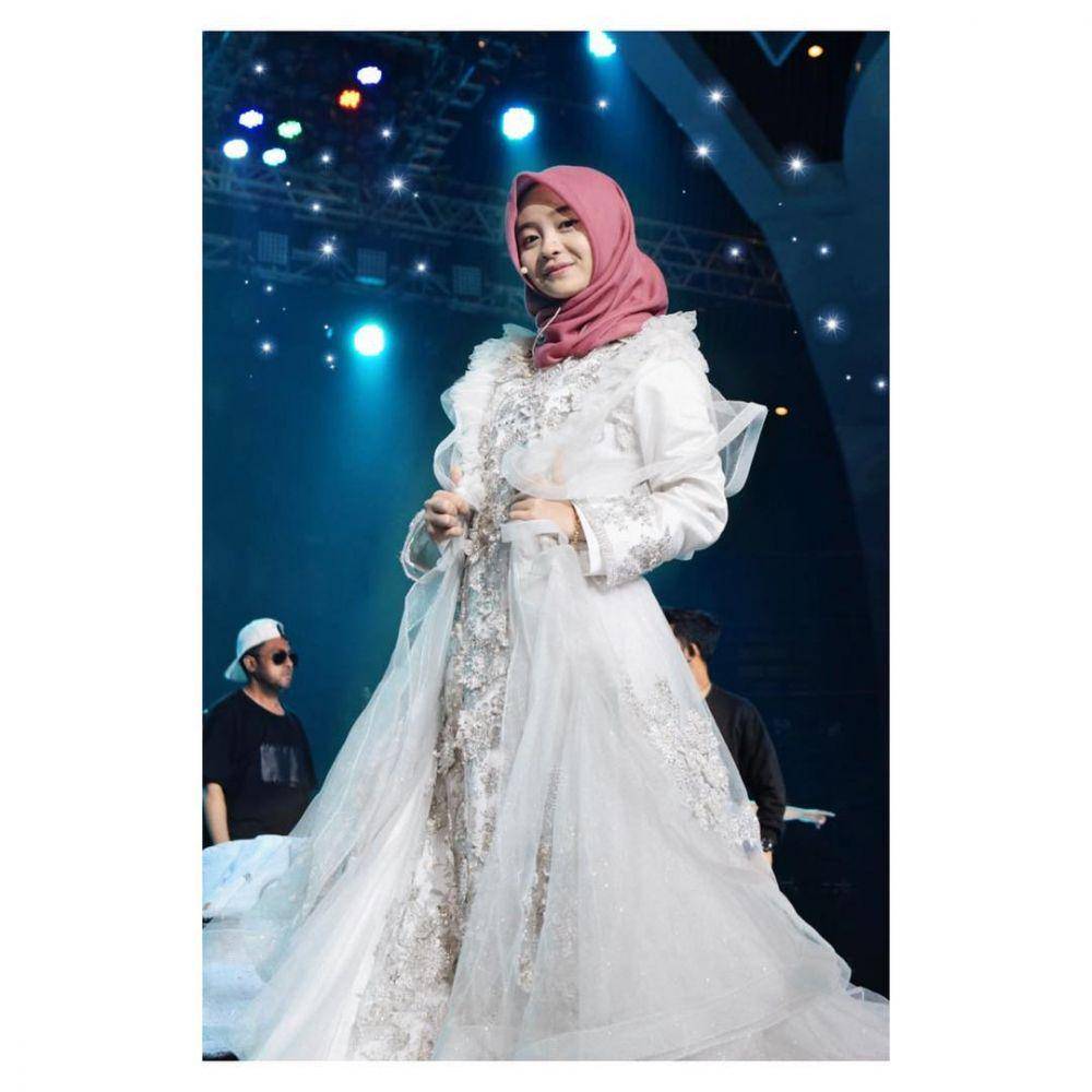 instagram.com/eganoviantika_98
