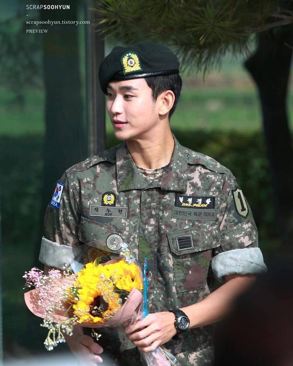Instagram.com/kimsoohyun_official_fan