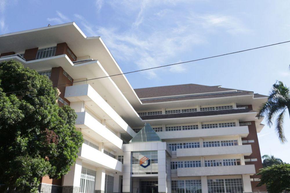 Beri Dukungan ke Polban, LG Siapkan Lapangan Kerja
