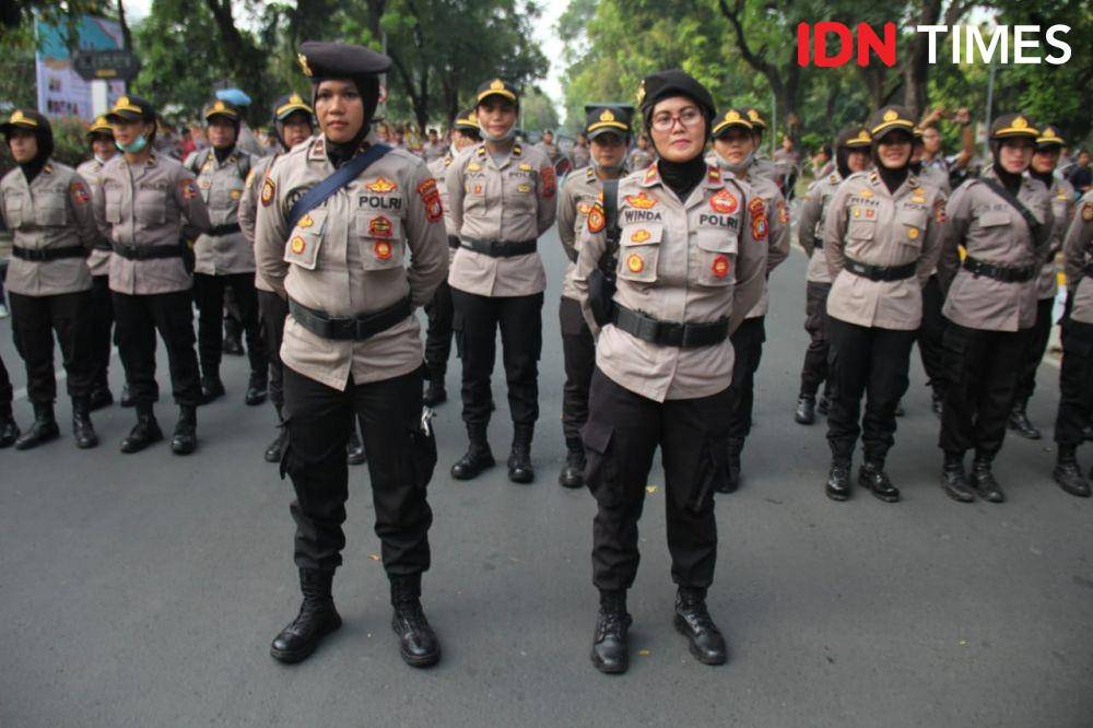 Ilustrasi polwan (IDN Times/Candra Irawan)