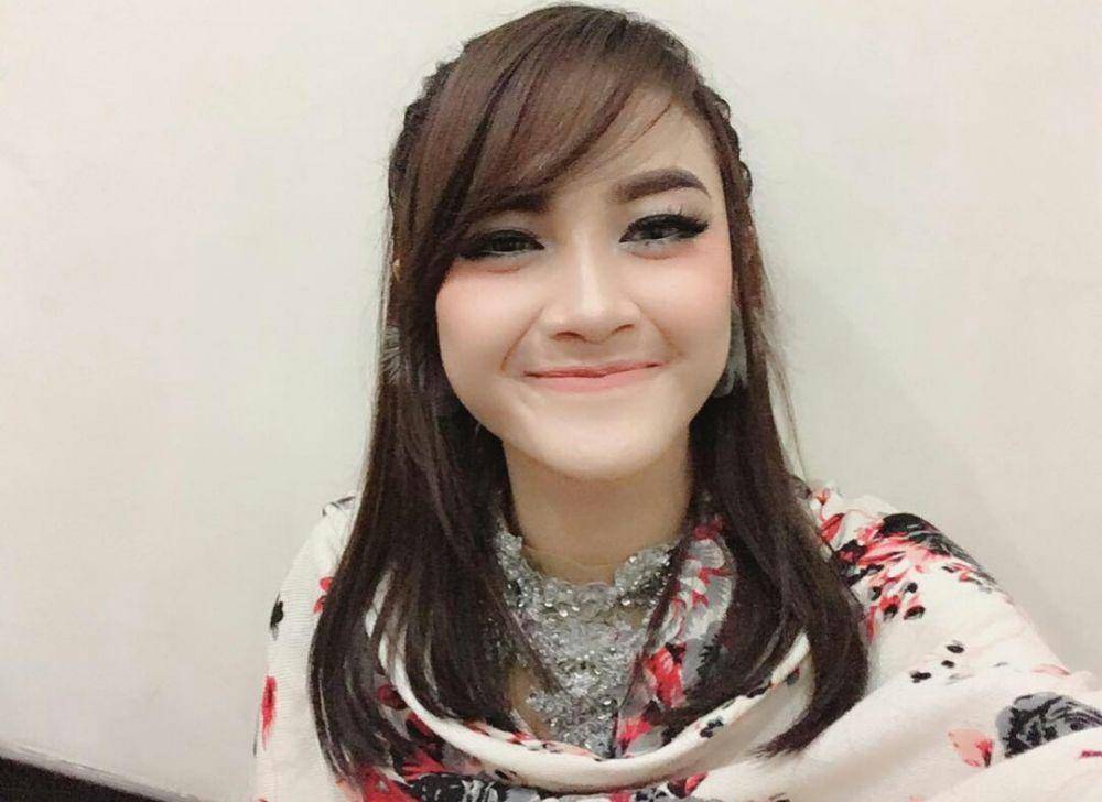 Instagram.com/arlidaputrii