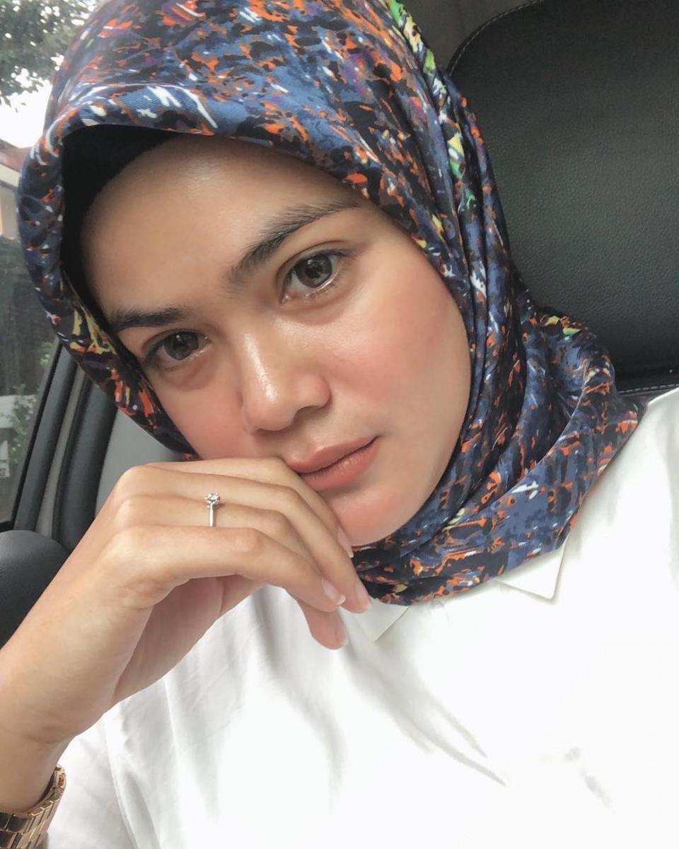 Instagram.com/indahindriana