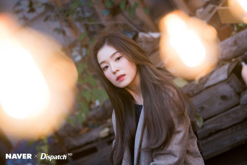 Sering Terlihat Dingin, 9 Potret Manis Irene Red Velvet Saat Senyum