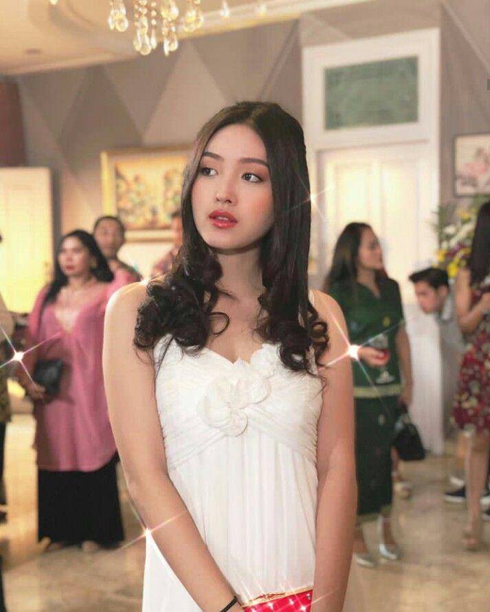 Instagram.com/natashawilona12