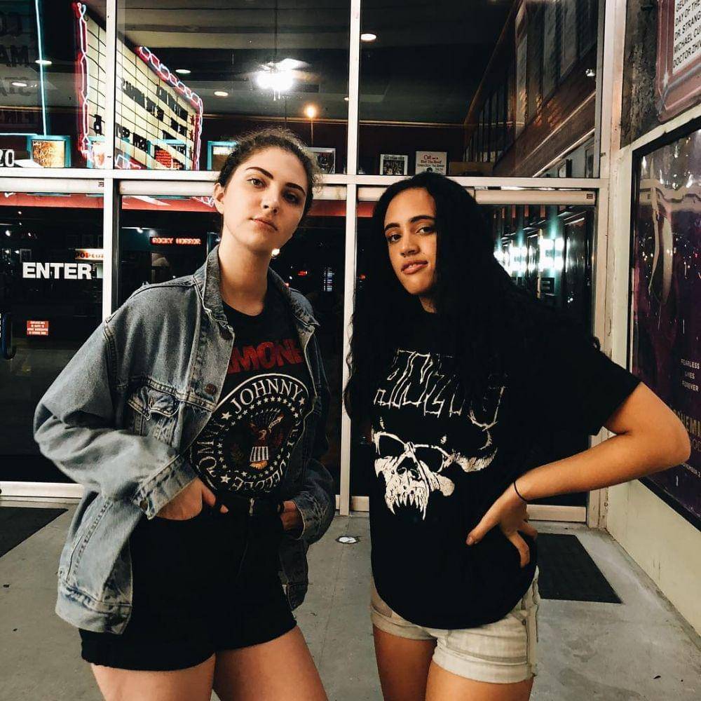 instagram.com/simonegjohnson