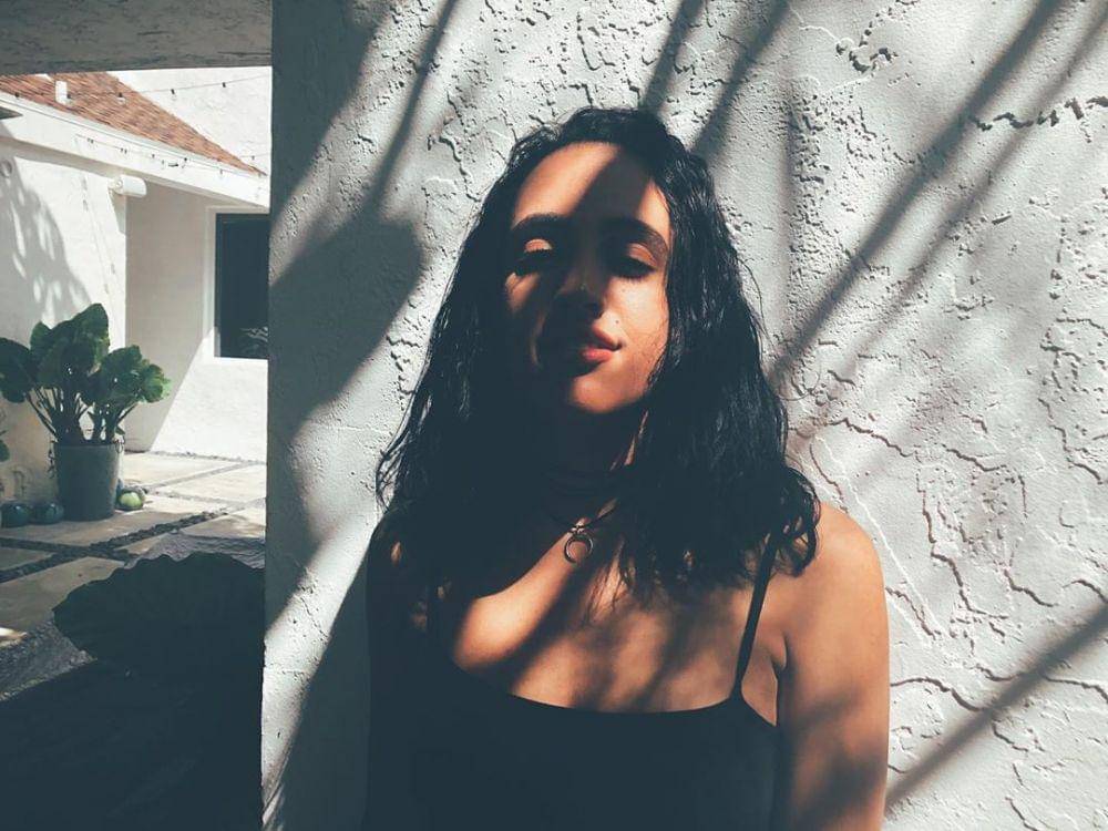 instagram.com/simonegjohnson