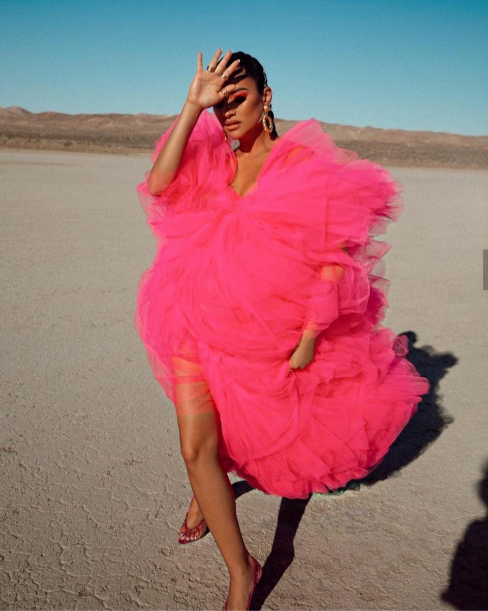 Instagram.com/shaymitchell