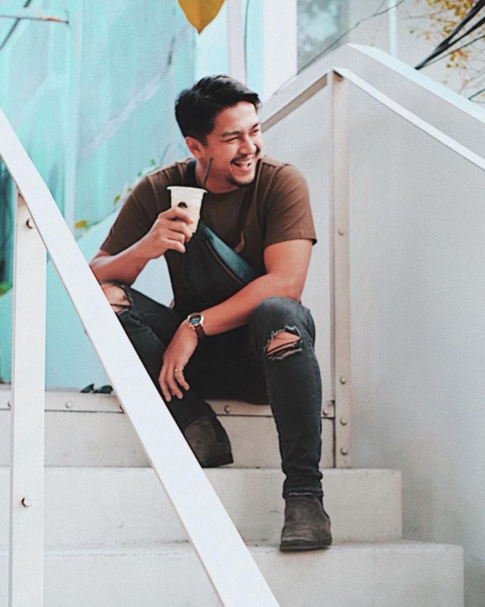 instagram.com/devamahenra