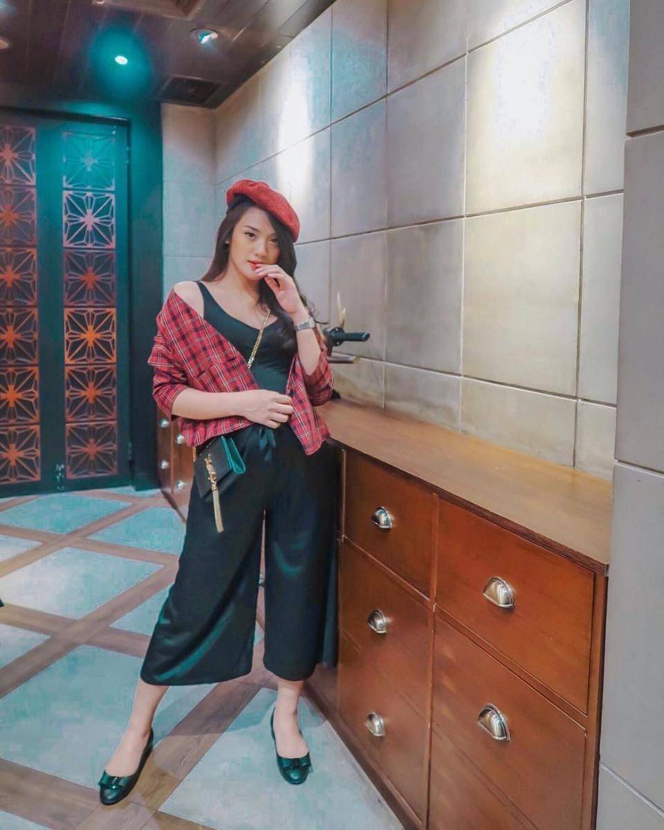 Instagram.com/anissaaziza
