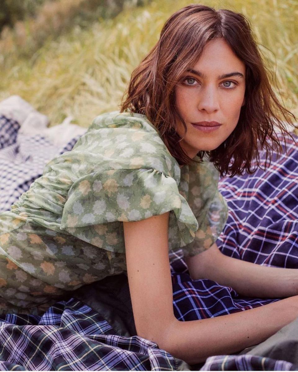 instagram.com/alexachung
