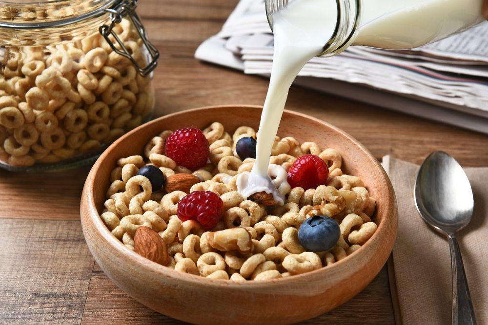 Nggak Cuma Enak, 8 Bedtime Snack Ini Bisa Bantu Kamu Tidur Nyenyak