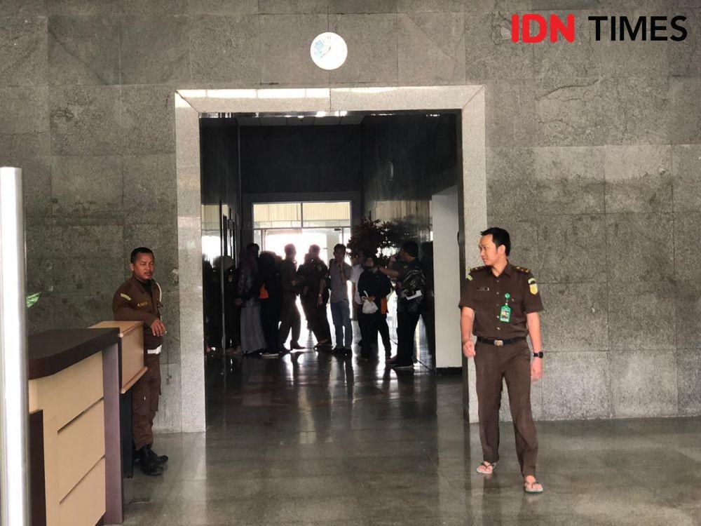 Besok Dilantik, Ketua DPRD Sumsel  Diperiksa Soal Dana Hibah 2013