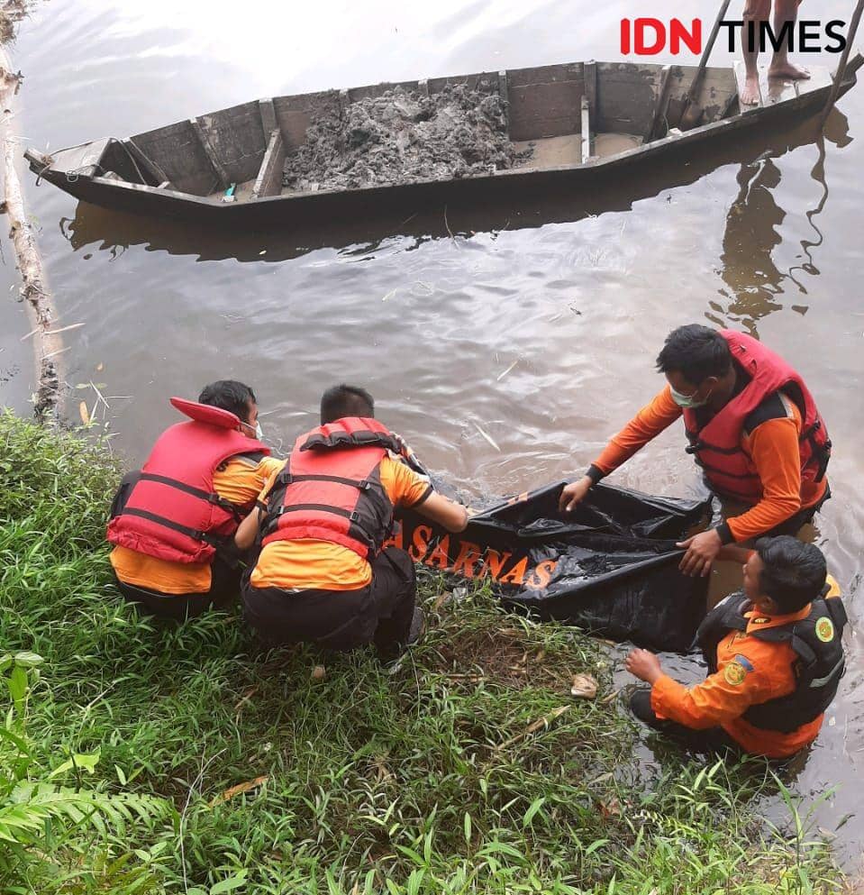 Geger, Warga Temukan Mayat Terapung di Sungai Lubuk Tukko